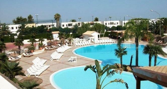 Villa In Villaggio Porto Cesareo Extérieur photo