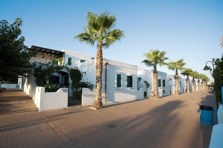 Villa In Villaggio Porto Cesareo Extérieur photo